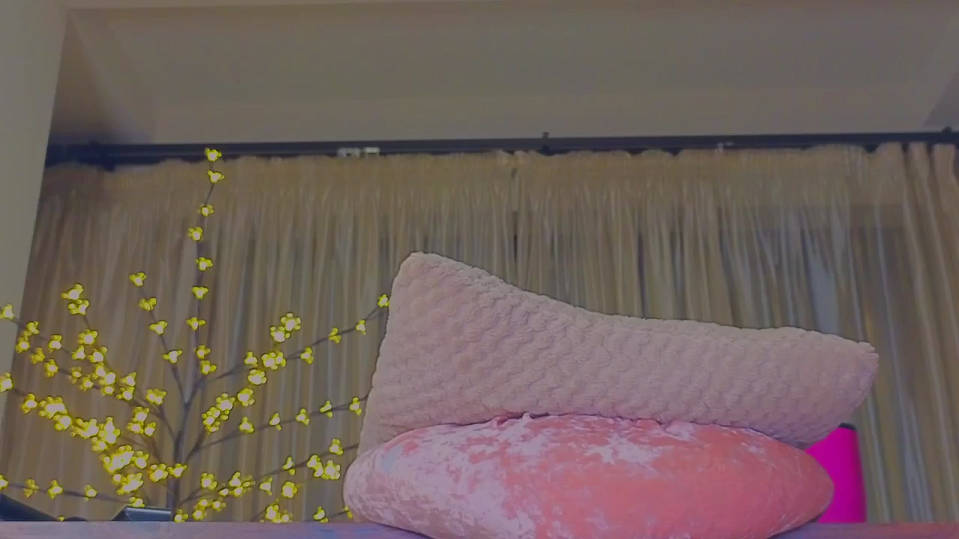 Gallery image thumbnail from Bomb_Ass's myfreecams stream on, 11/14/2024, 24:02 image 1 of 20
