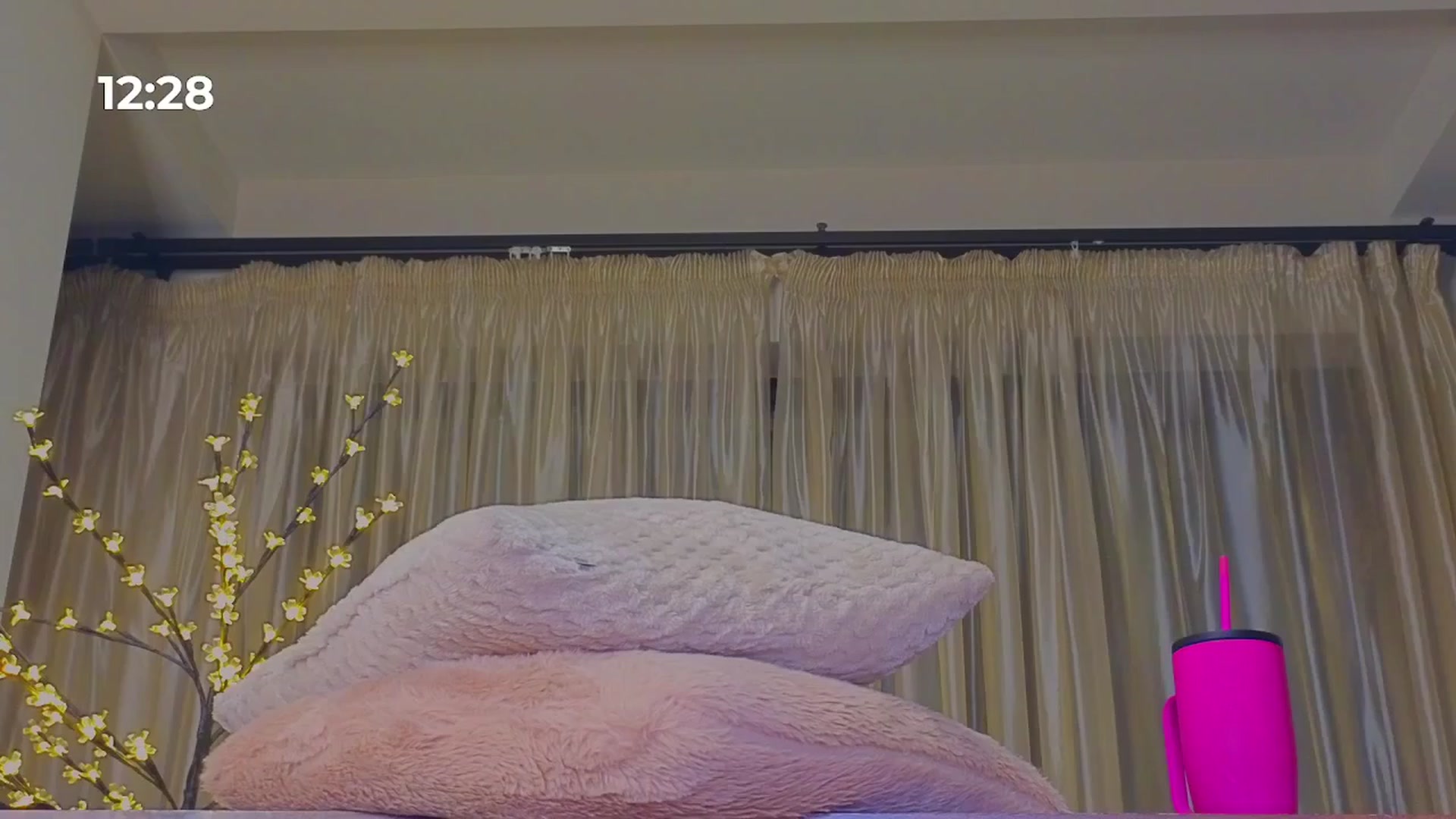 Gallery image thumbnail from Bomb_Ass's myfreecams stream on, 11/23/2024, 19:15 image 12 of 20