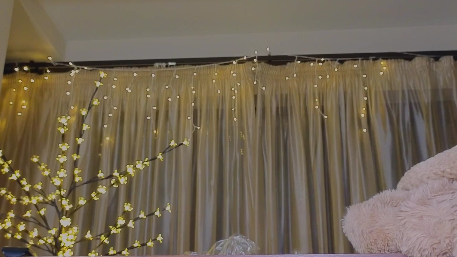 Gallery image thumbnail from Bomb_Ass's myfreecams stream on, 05/18/2025, 24:06 image 18 of 20