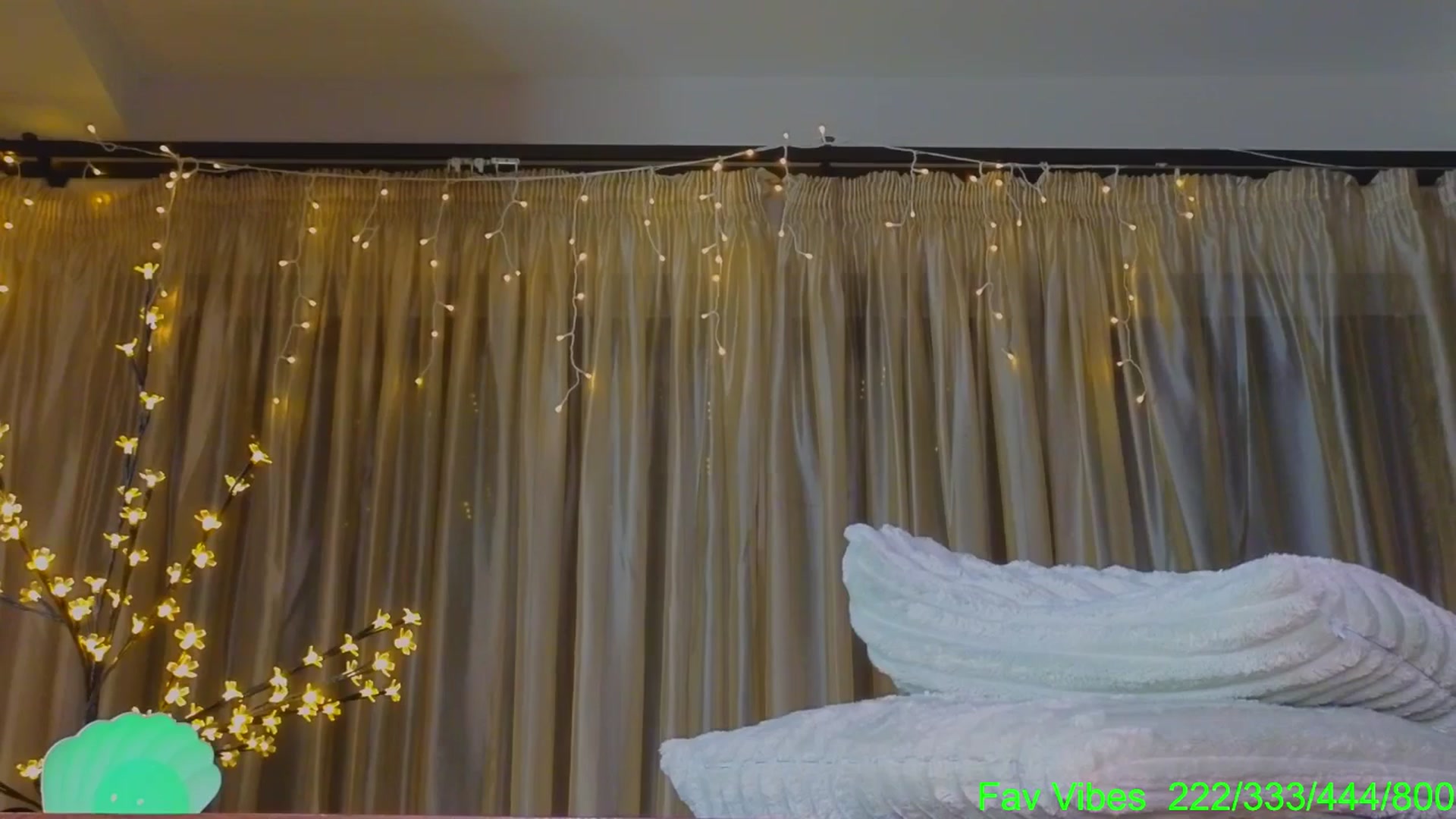Gallery image thumbnail from Bomb_Ass's myfreecams stream on, 04/08/2026, 20:20 image 20 of 20