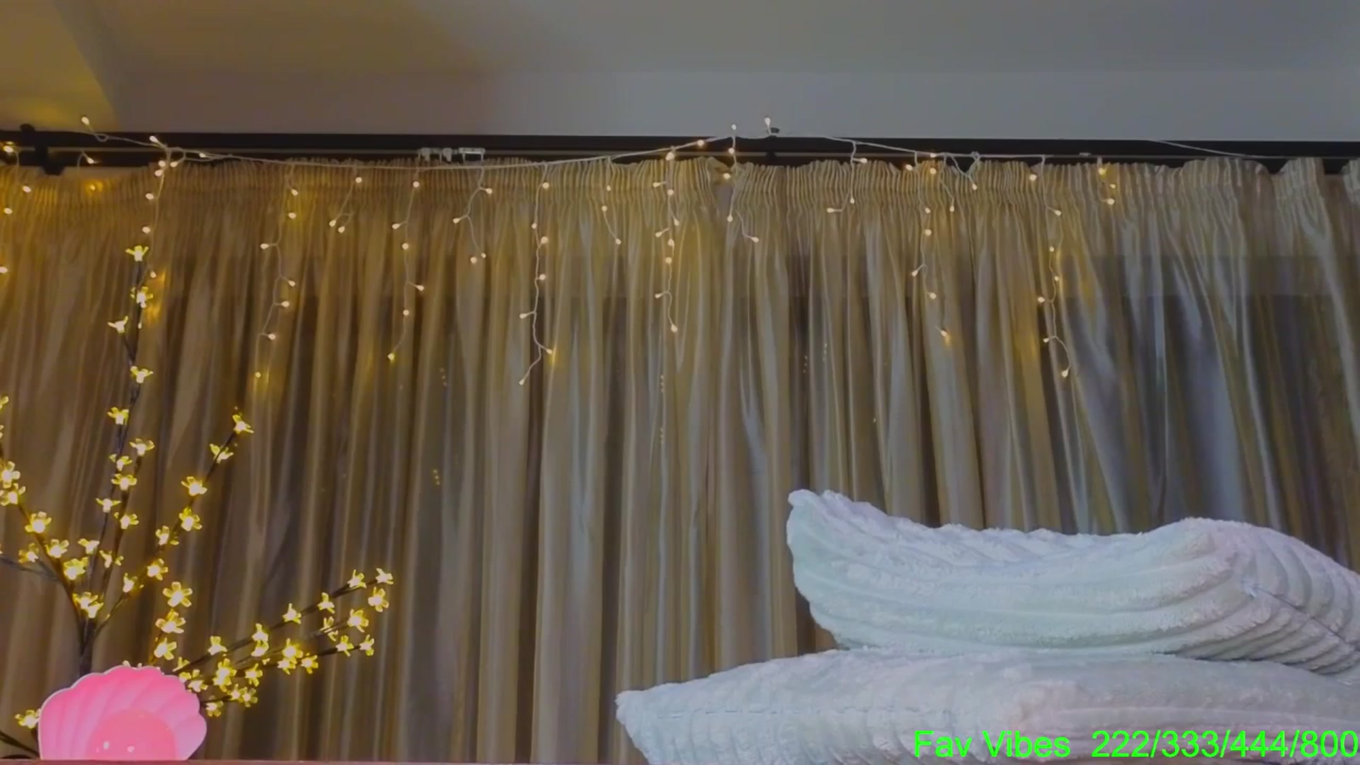 Gallery image thumbnail from Bomb_Ass's myfreecams stream on, 04/08/2026, 20:20 image 19 of 20