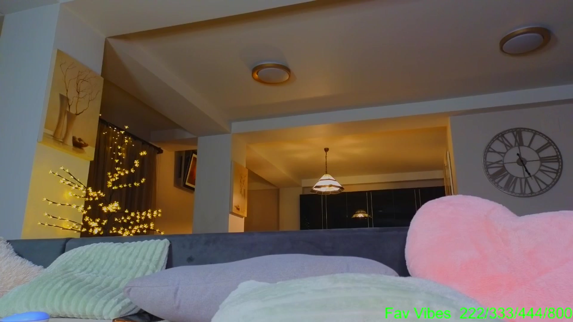 Gallery image thumbnail from Bomb_Ass's myfreecams stream on, 04/12/2026, 19:30 image 7 of 20