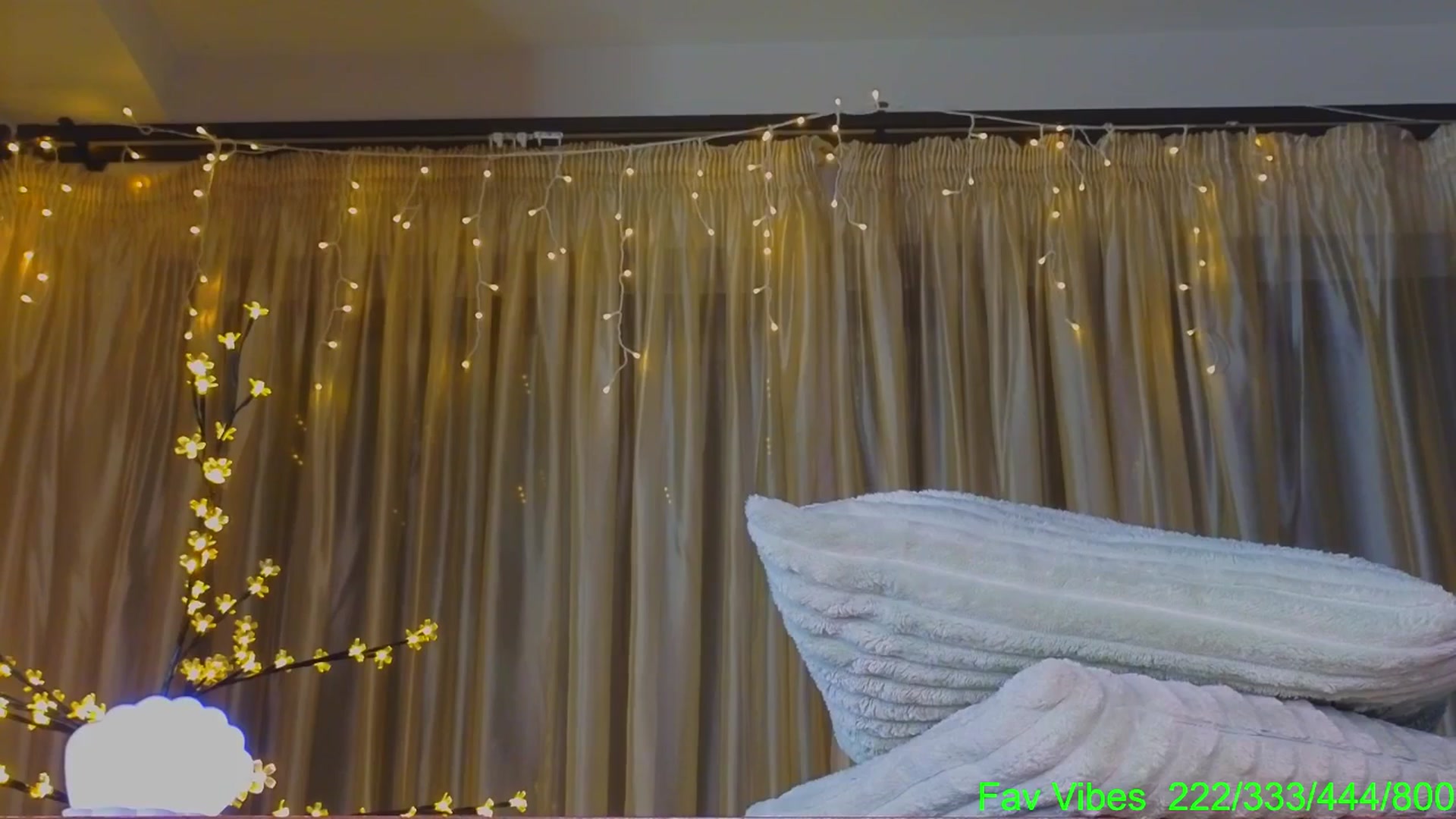 Gallery image thumbnail from Bomb_Ass's myfreecams stream on, 04/16/2026, 21:11 image 19 of 20