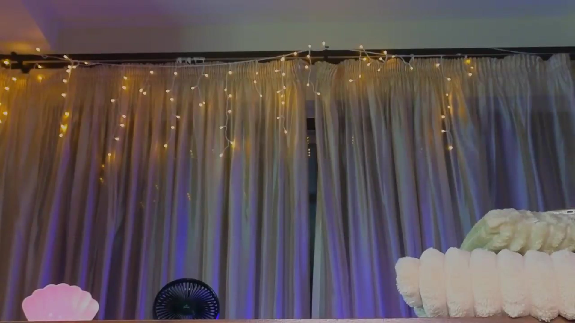 Gallery image thumbnail from Bomb_Ass's myfreecams stream on, 08/14/2026, 24:43 image 7 of 20