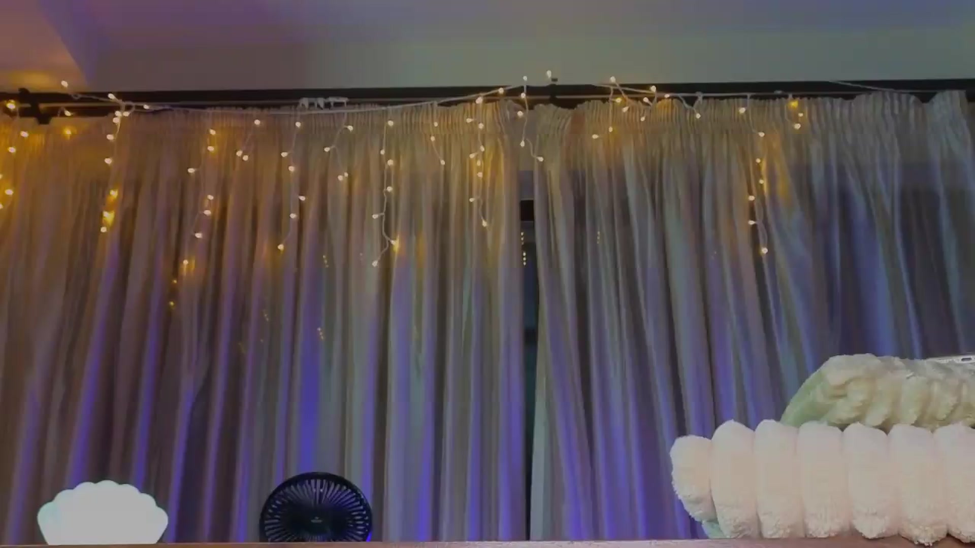 Gallery image thumbnail from Bomb_Ass's myfreecams stream on, 08/14/2026, 24:43 image 6 of 20