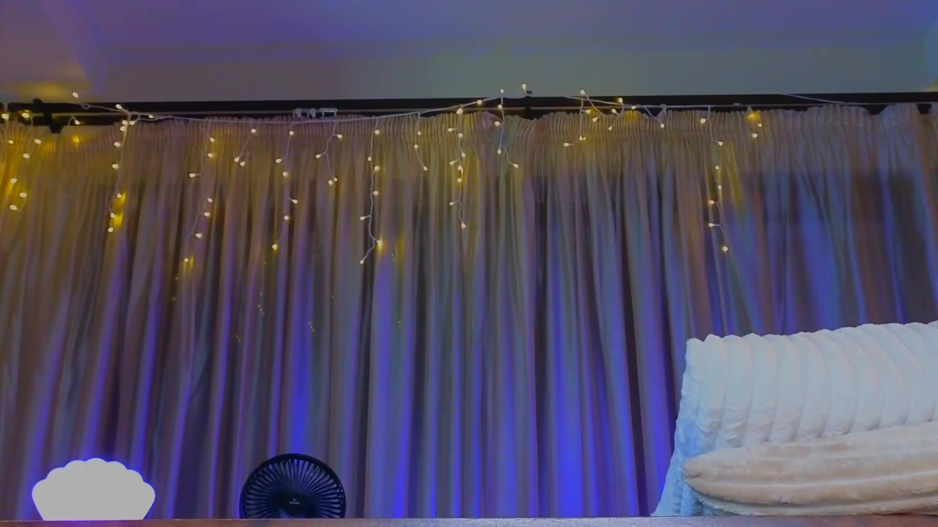 Gallery image thumbnail from Bomb_Ass's myfreecams stream on, 08/27/2026, 01:23 image 9 of 20
