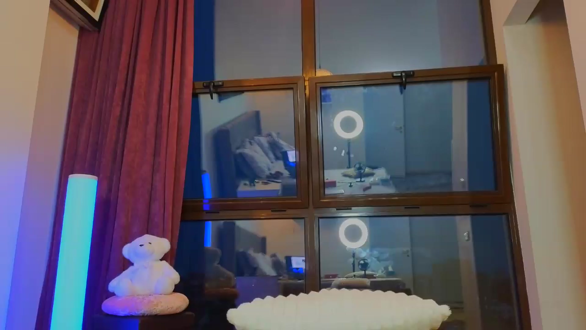 Gallery image thumbnail from Bomb_Ass's myfreecams stream on, 08/29/2026, 18:36 image 3 of 20