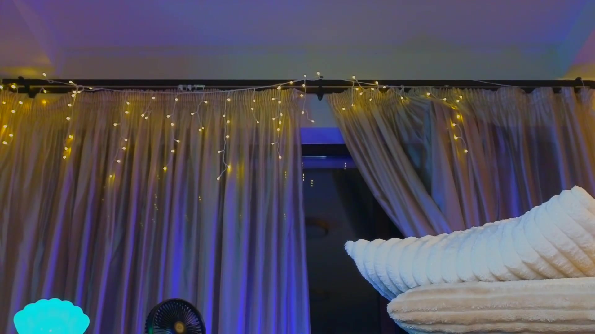 Gallery image thumbnail from Bomb_Ass's myfreecams stream on, 09/02/2026, 02:27 image 9 of 20