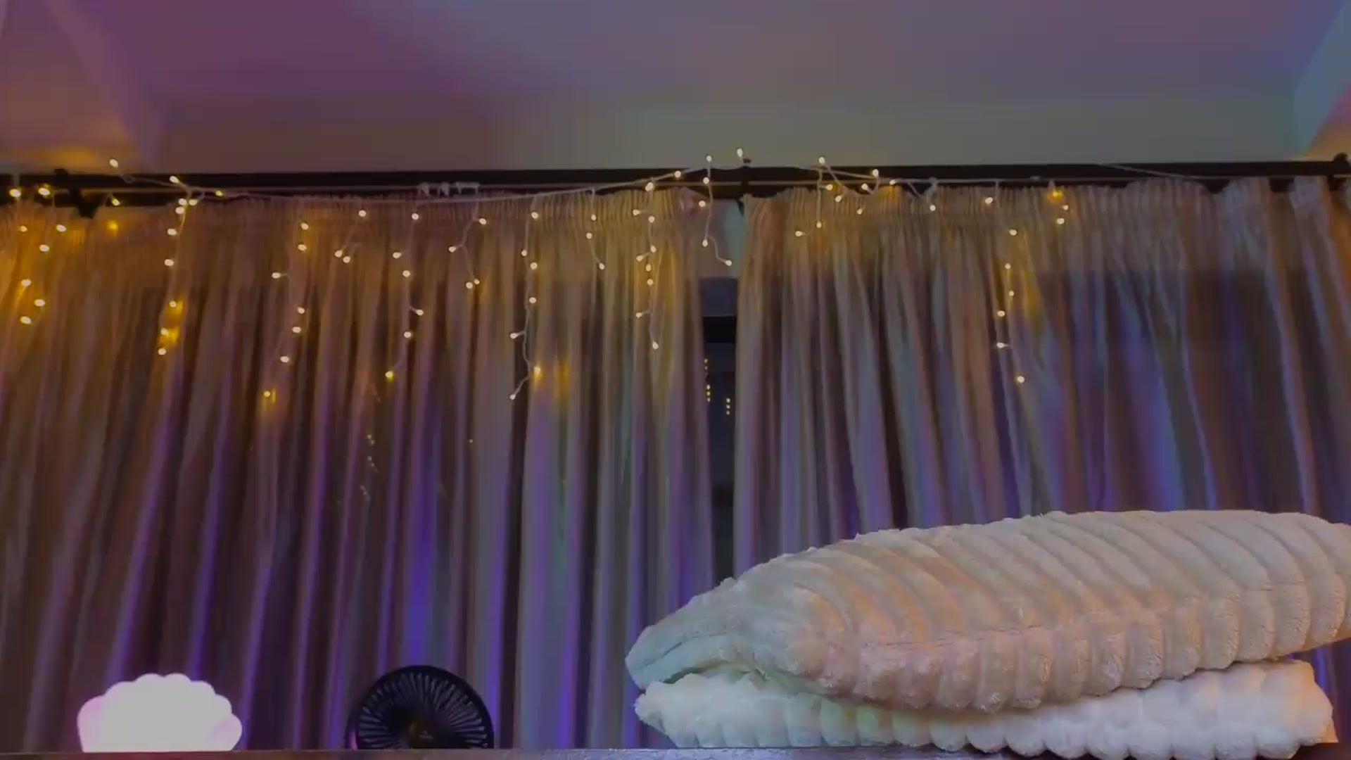 Gallery image thumbnail from Bomb_Ass's myfreecams stream on, 09/09/2026, 02:54 image 6 of 20