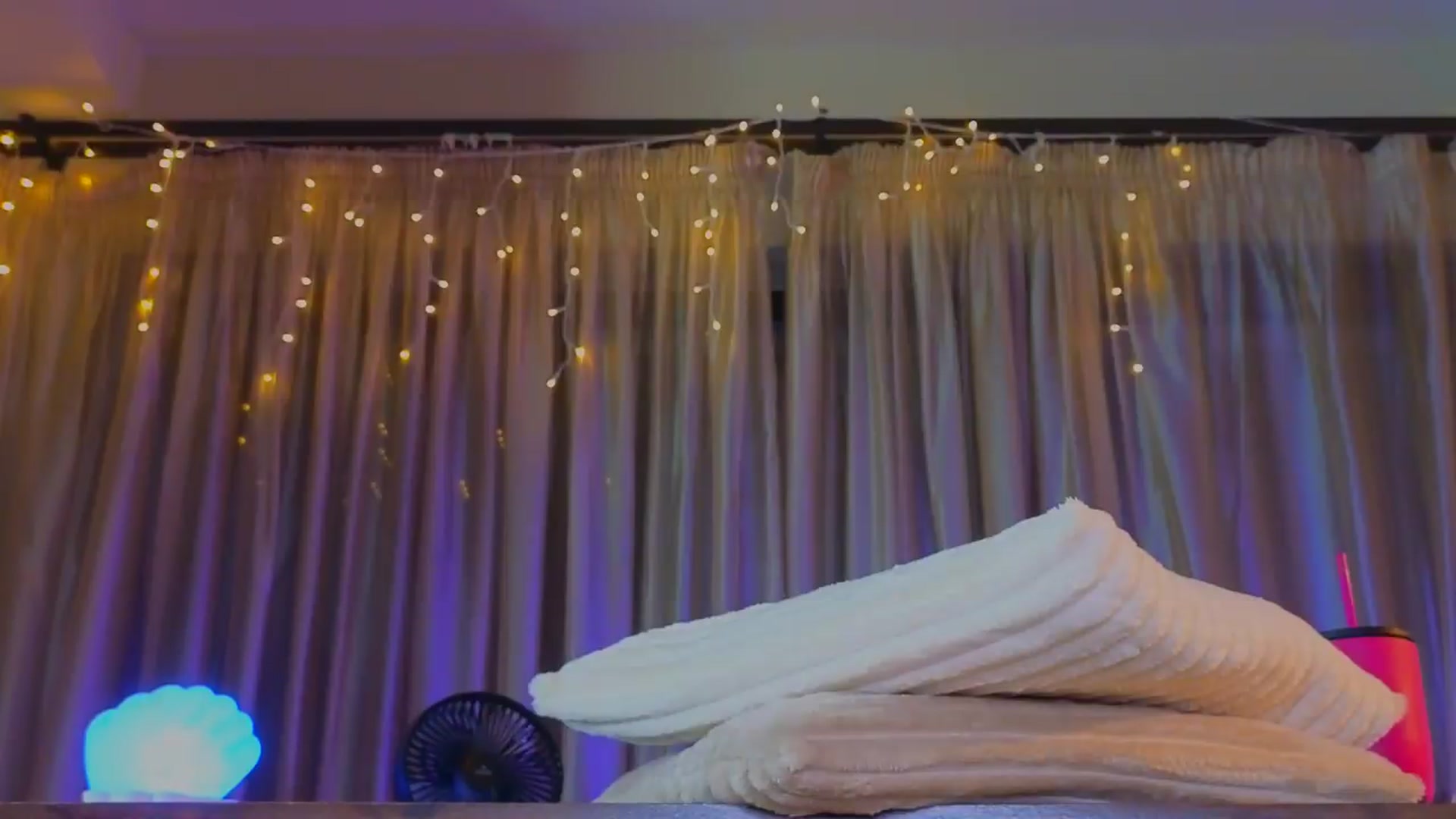 Gallery image thumbnail from Bomb_Ass's myfreecams stream on, 09/16/2026, 01:38 image 20 of 20