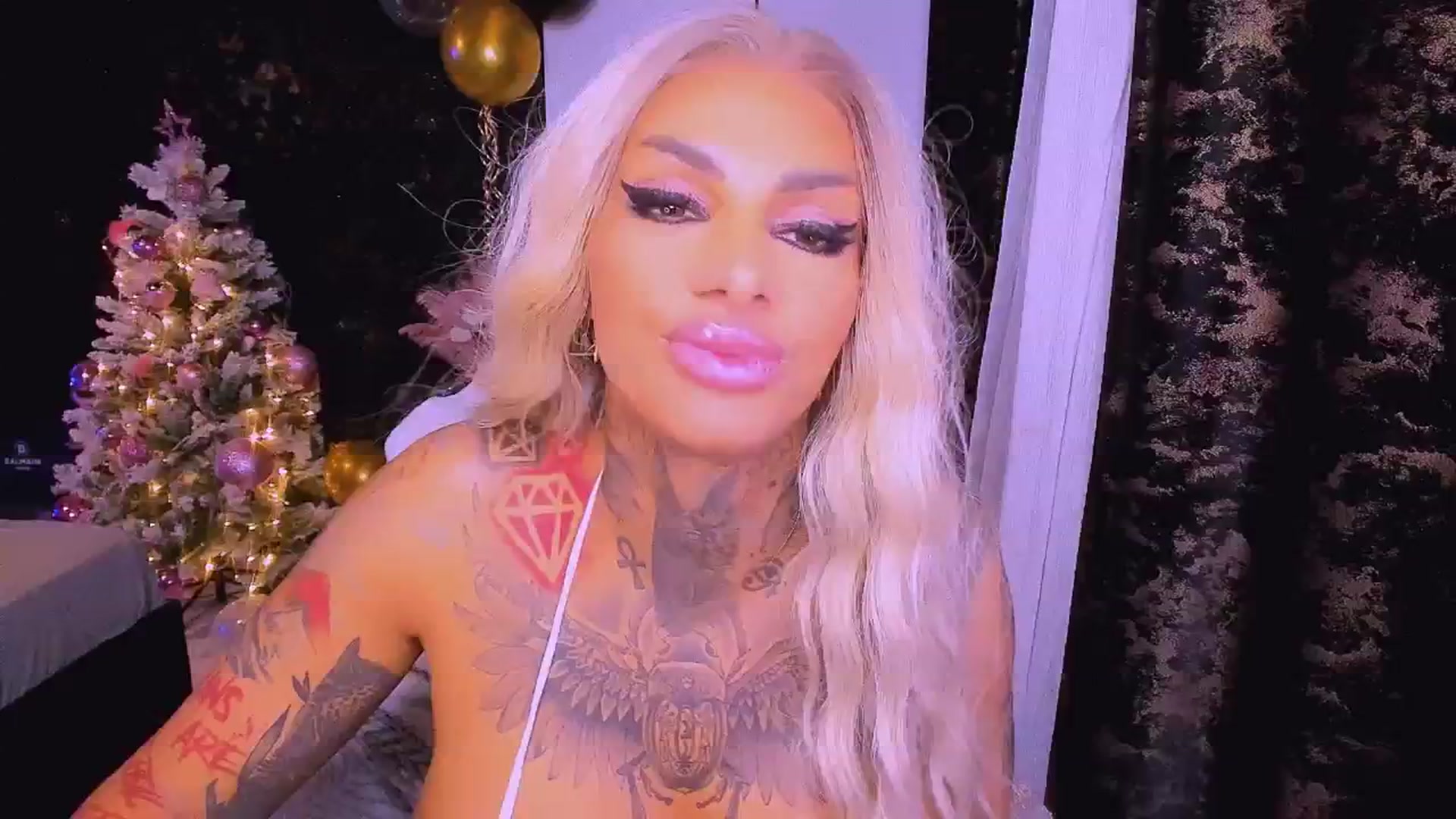 Gallery image thumbnail from BondGirl007's myfreecams stream on, 12/22/2024, 14:55 image 20 of 20