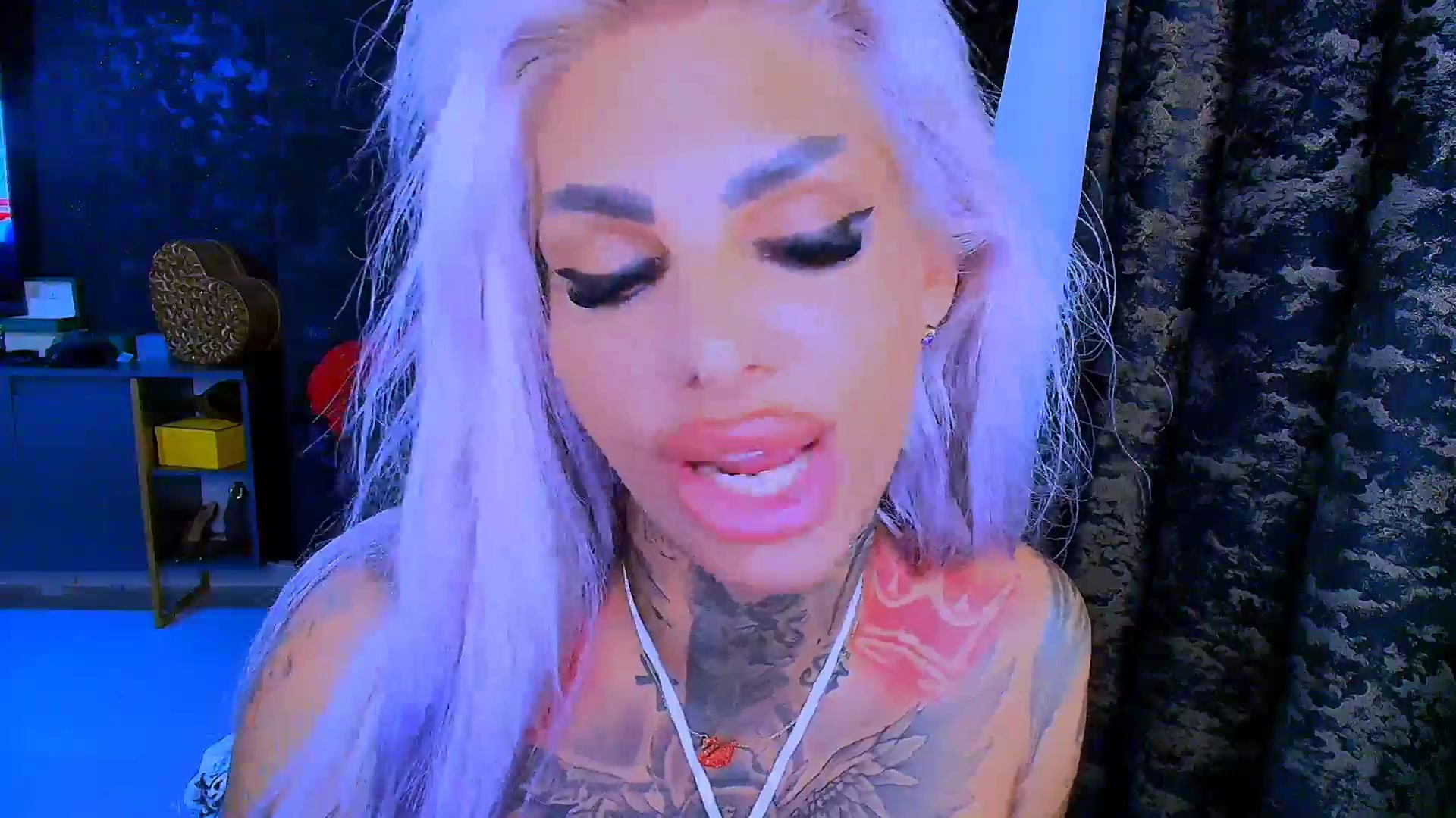 Gallery image thumbnail from BondGirl007's myfreecams stream on, 08/16/2025, 21:18 image 17 of 20