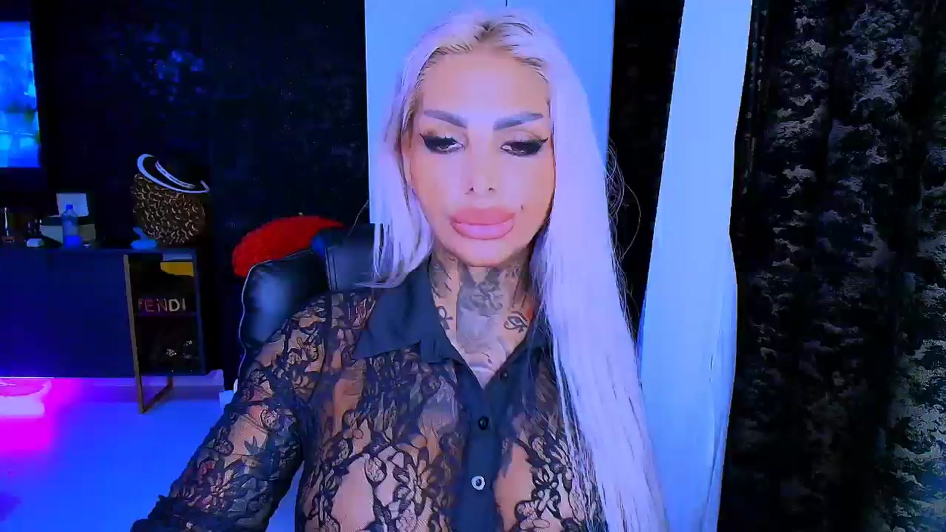 Gallery image thumbnail from BondGirl007's myfreecams stream on, 08/27/2025, 17:16 image 14 of 20