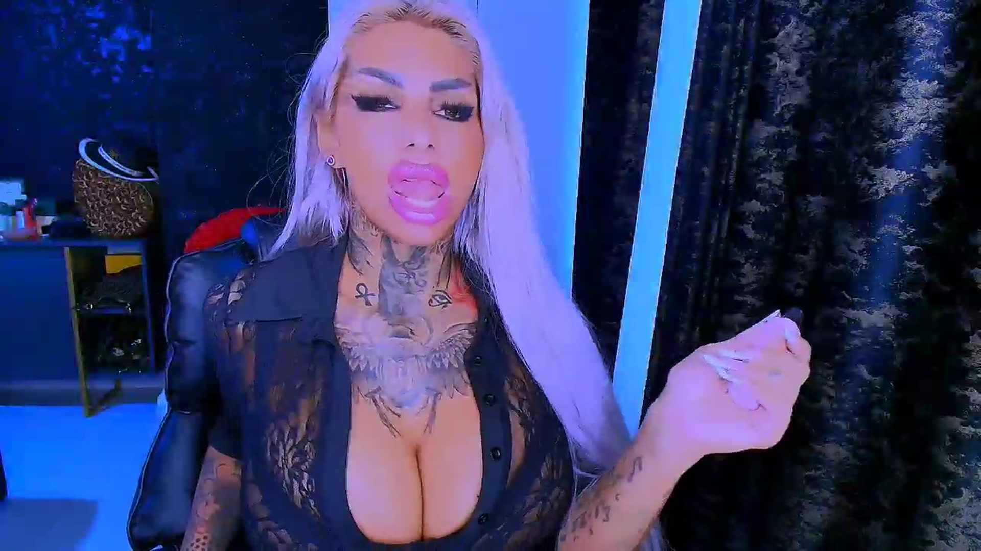 Gallery image thumbnail from BondGirl007's myfreecams stream on, 08/31/2025, 09:14 image 13 of 20