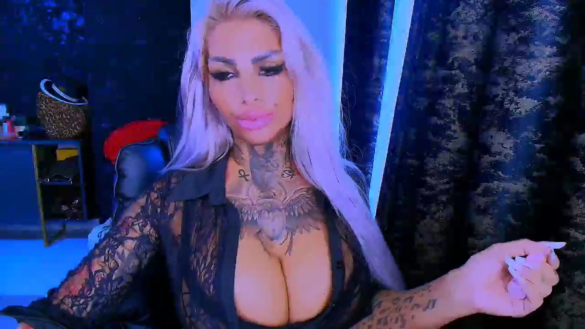 Gallery image thumbnail from BondGirl007's myfreecams stream on, 08/31/2025, 10:24 image 19 of 20