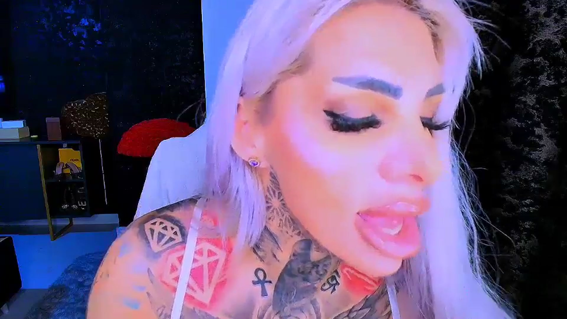 Gallery image thumbnail from BondGirl007's myfreecams stream on, 11/05/2025, 18:53 image 17 of 20
