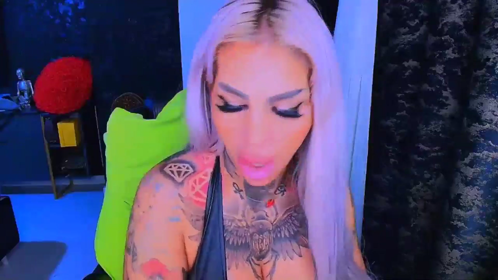 Gallery image thumbnail from BondGirl007's myfreecams stream on, 11/10/2025, 06:51 image 3 of 20