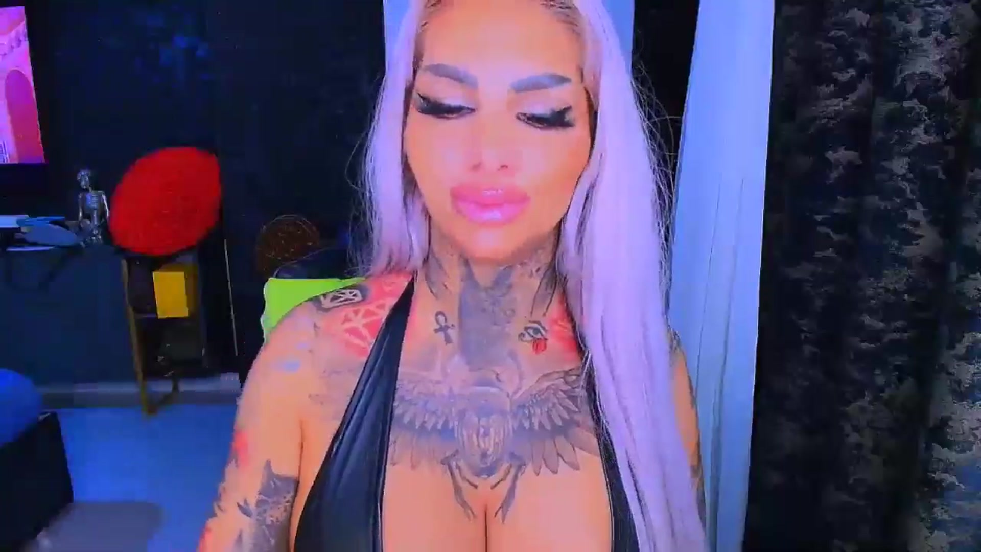 Gallery image thumbnail from BondGirl007's myfreecams stream on, 11/10/2025, 07:14 image 3 of 20