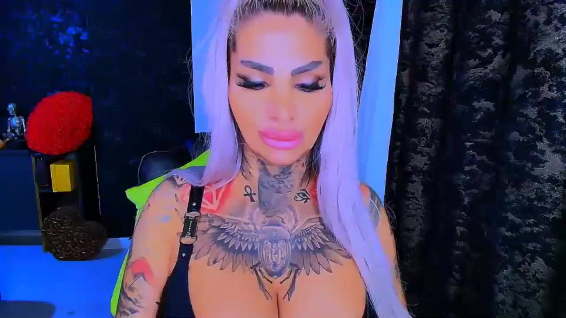 Gallery image thumbnail from BondGirl007's myfreecams stream on, 11/12/2025, 07:07 image 17 of 20