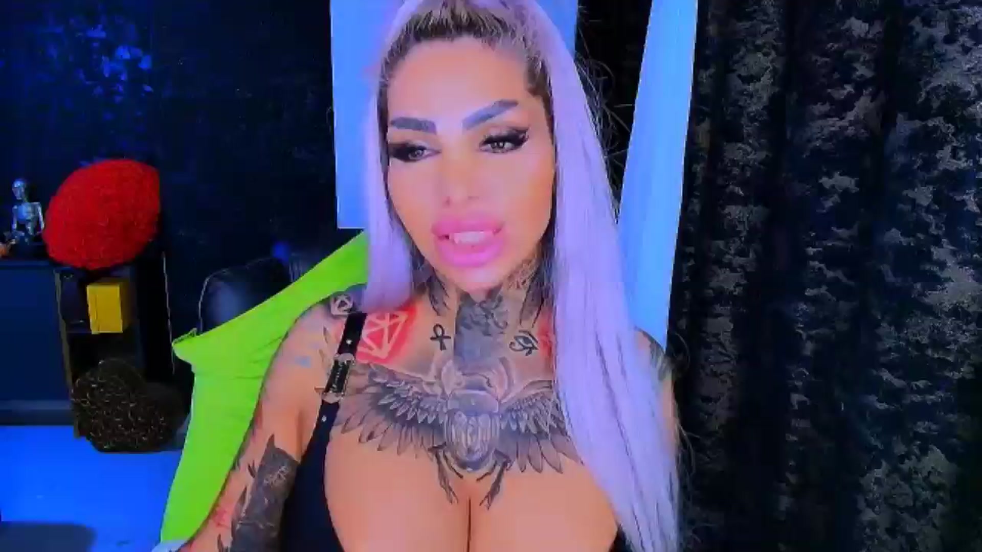 Gallery image thumbnail from BondGirl007's myfreecams stream on, 11/12/2025, 07:07 image 4 of 20