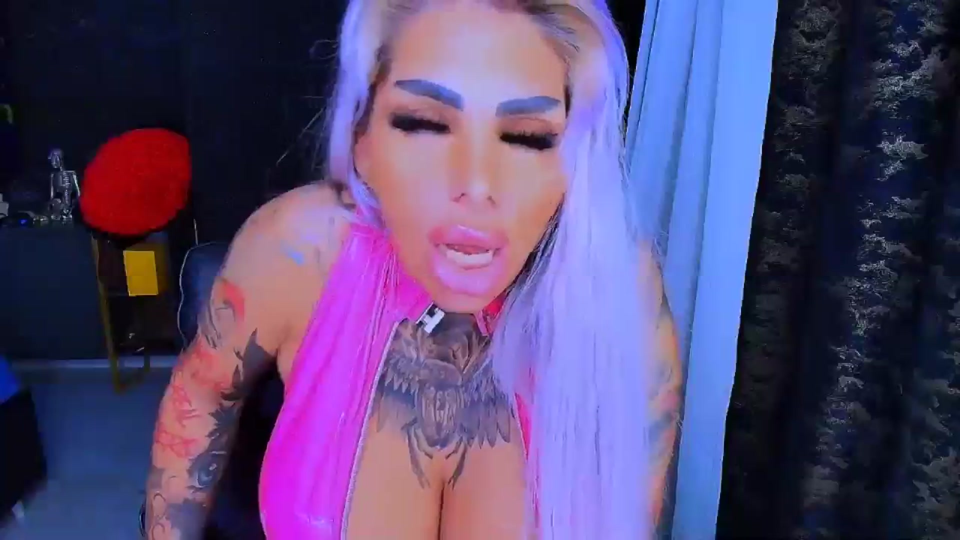 Gallery image thumbnail from BondGirl007's myfreecams stream on, 11/15/2025, 02:46 image 11 of 20