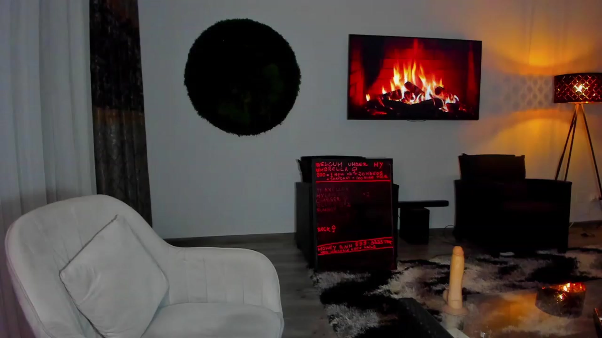 Gallery image thumbnail from BonerrrDonor's myfreecams stream on, 11/27/2022, 02:40 image 18 of 20