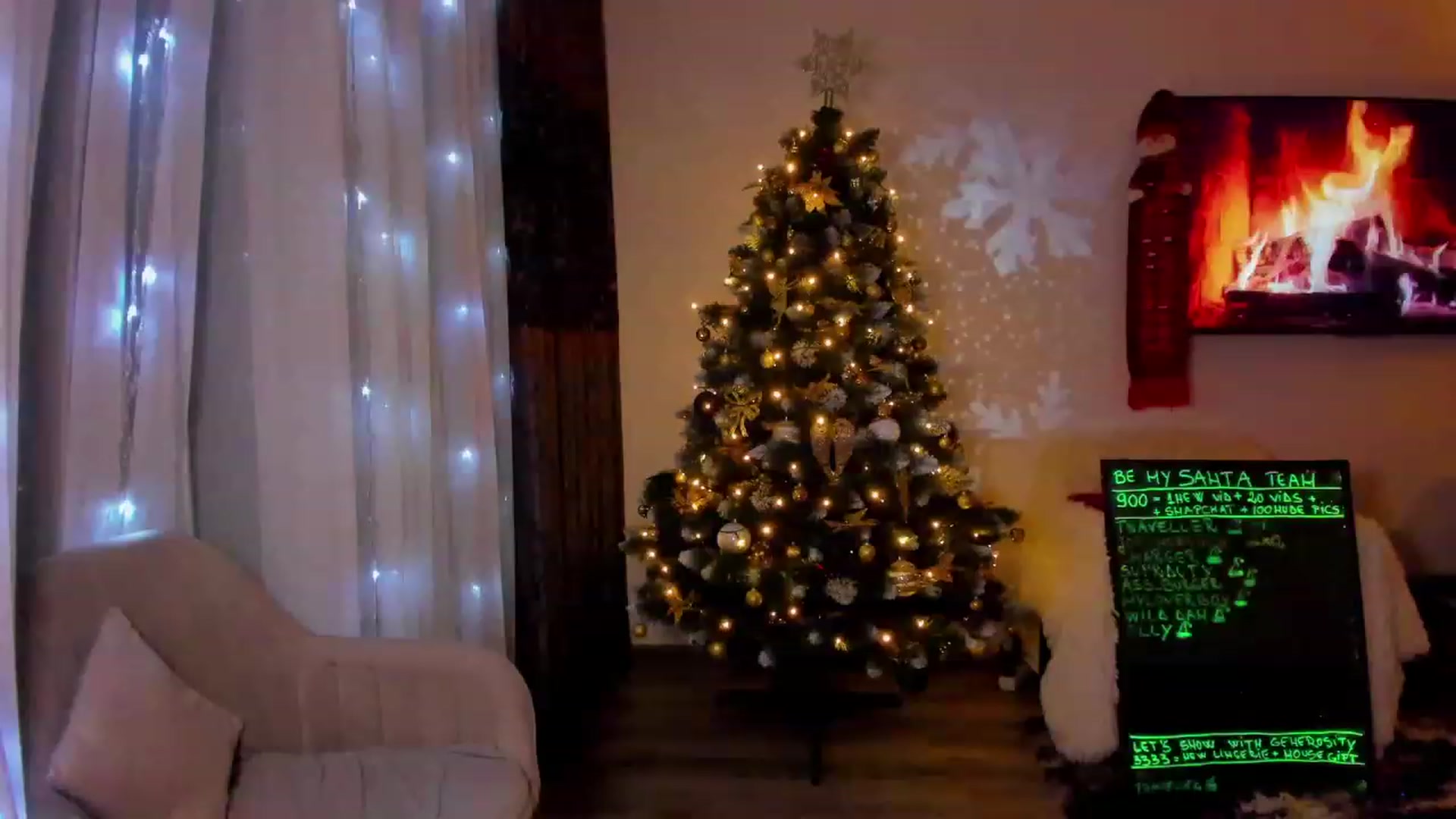 Gallery image thumbnail from BonerrrDonor's myfreecams stream on, 12/18/2022, 24:03 image 12 of 20