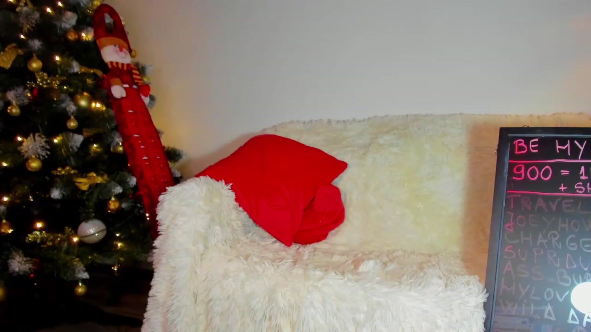 Gallery image thumbnail from BonerrrDonor's myfreecams stream on, 12/21/2022, 24:03 image 2 of 20