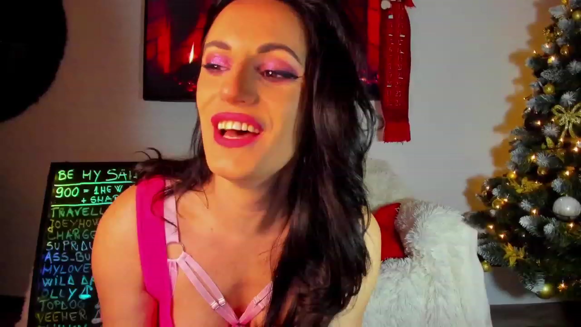 Gallery image thumbnail from BonerrrDonor's myfreecams stream on, 12/30/2022, 23:14 image 6 of 20