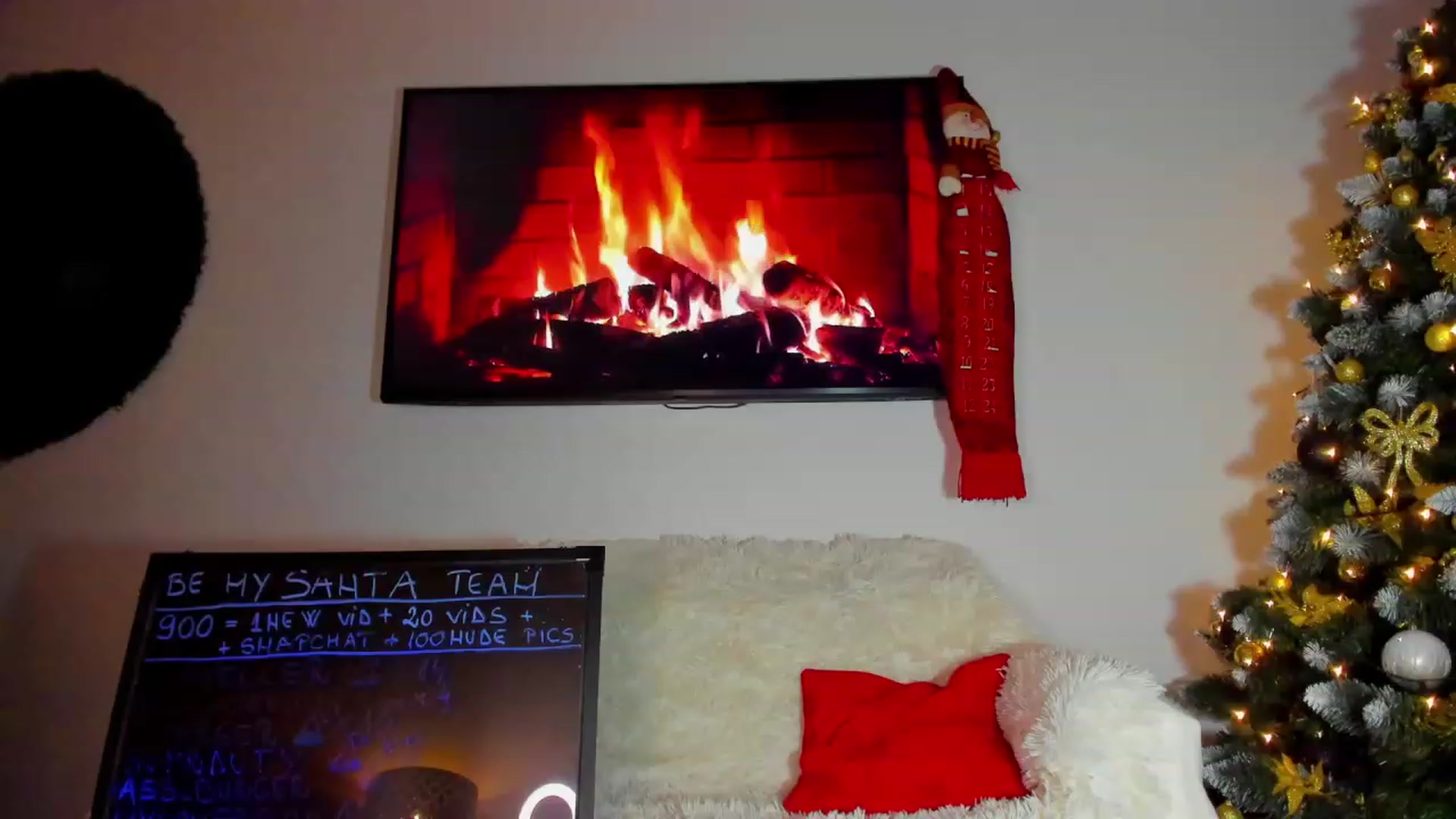 Gallery image thumbnail from BonerrrDonor's myfreecams stream on, 12/30/2022, 23:14 image 7 of 20
