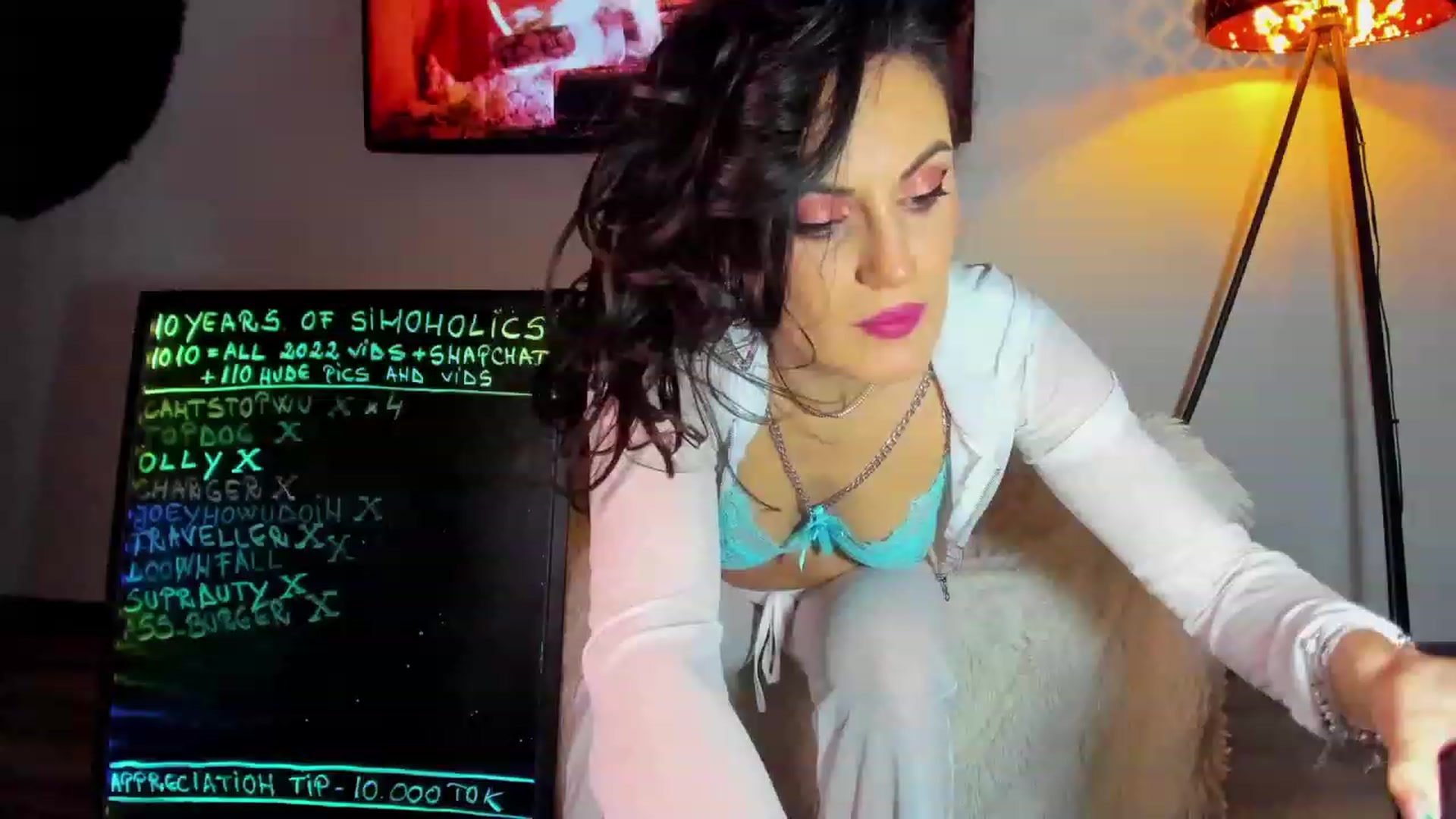 Gallery image thumbnail from BonerrrDonor's myfreecams stream on, 01/09/2023, 01:16 image 2 of 20