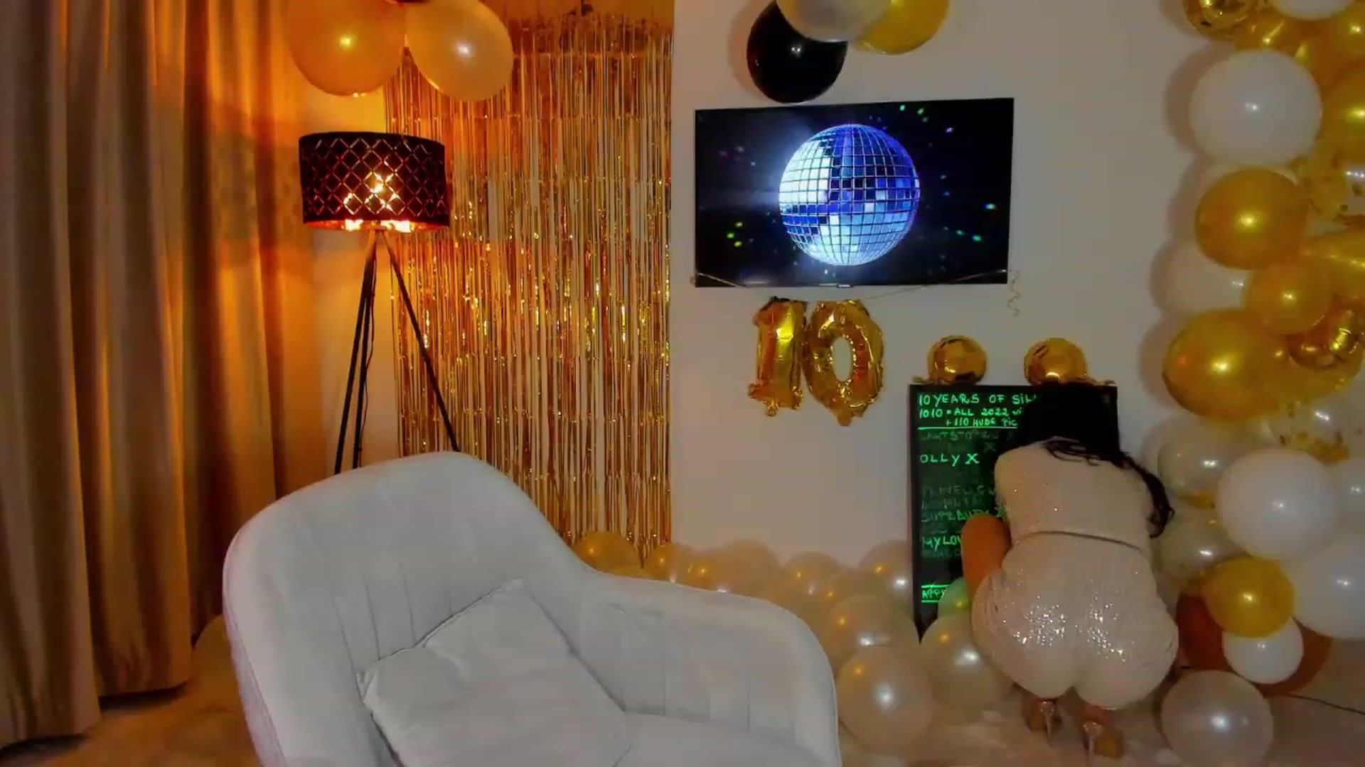 Gallery image thumbnail from BonerrrDonor's myfreecams stream on, 01/28/2023, 22:01 image 1 of 20