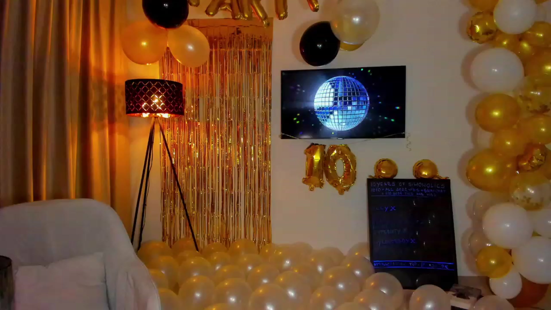 Gallery image thumbnail from BonerrrDonor's myfreecams stream on, 01/28/2023, 22:01 image 5 of 20