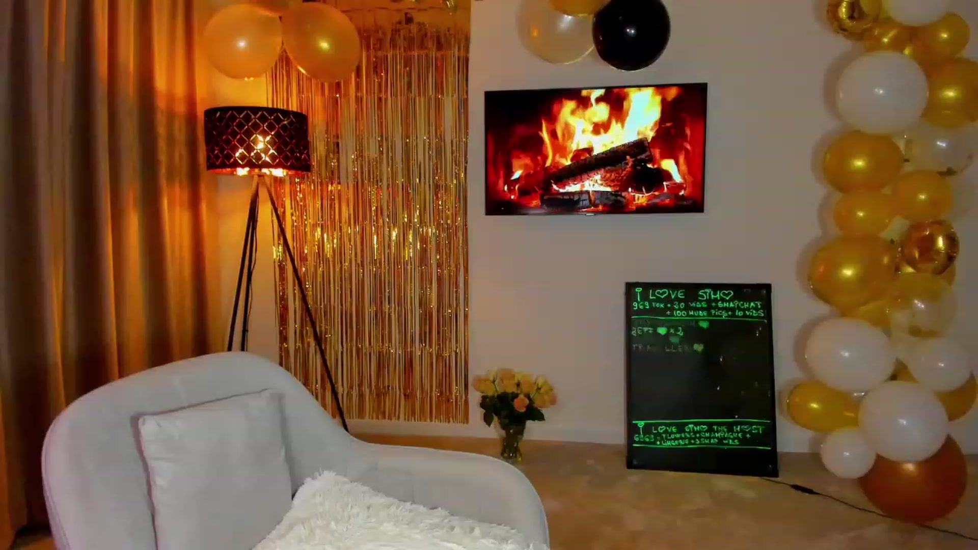 Gallery image thumbnail from BonerrrDonor's myfreecams stream on, 02/05/2023, 01:22 image 14 of 20