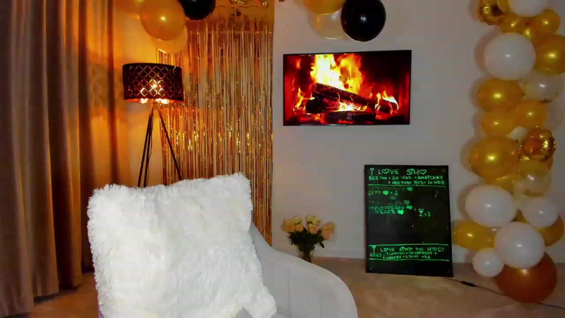Gallery image thumbnail from BonerrrDonor's myfreecams stream on, 02/08/2023, 01:23 image 10 of 20
