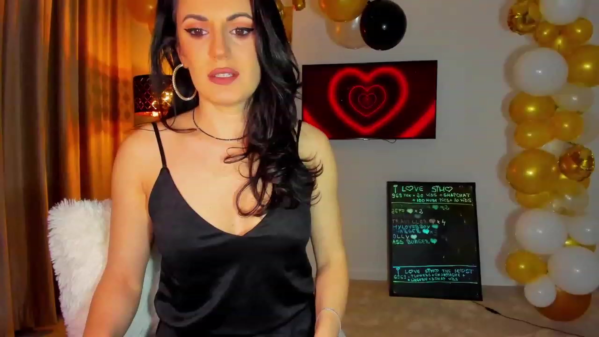 Gallery image thumbnail from BonerrrDonor's myfreecams stream on, 02/16/2023, 24:06 image 2 of 20