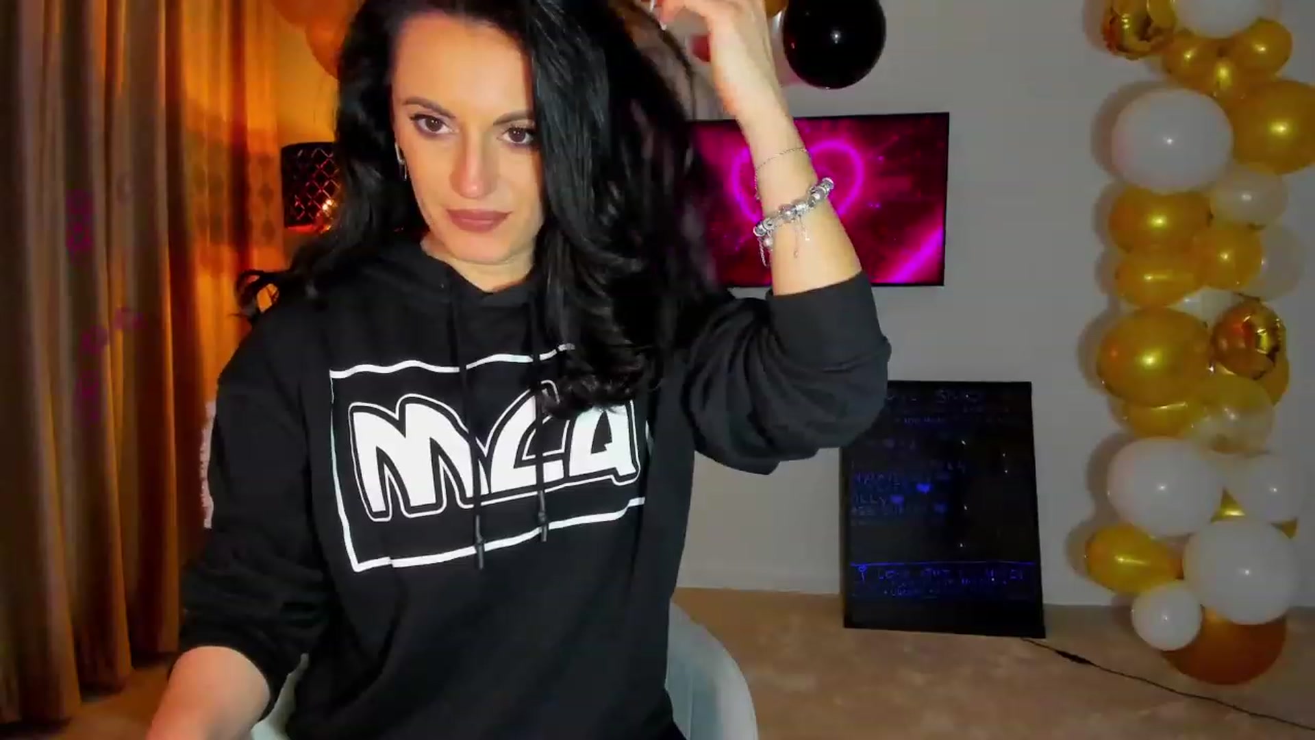 Gallery image thumbnail from BonerrrDonor's myfreecams stream on, 02/18/2023, 01:25 image 13 of 20