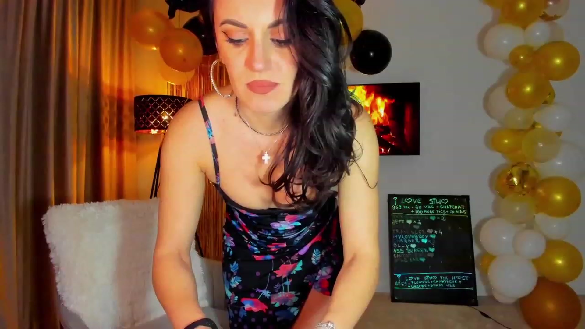 Gallery image thumbnail from BonerrrDonor's myfreecams stream on, 02/23/2023, 23:58 image 1 of 20