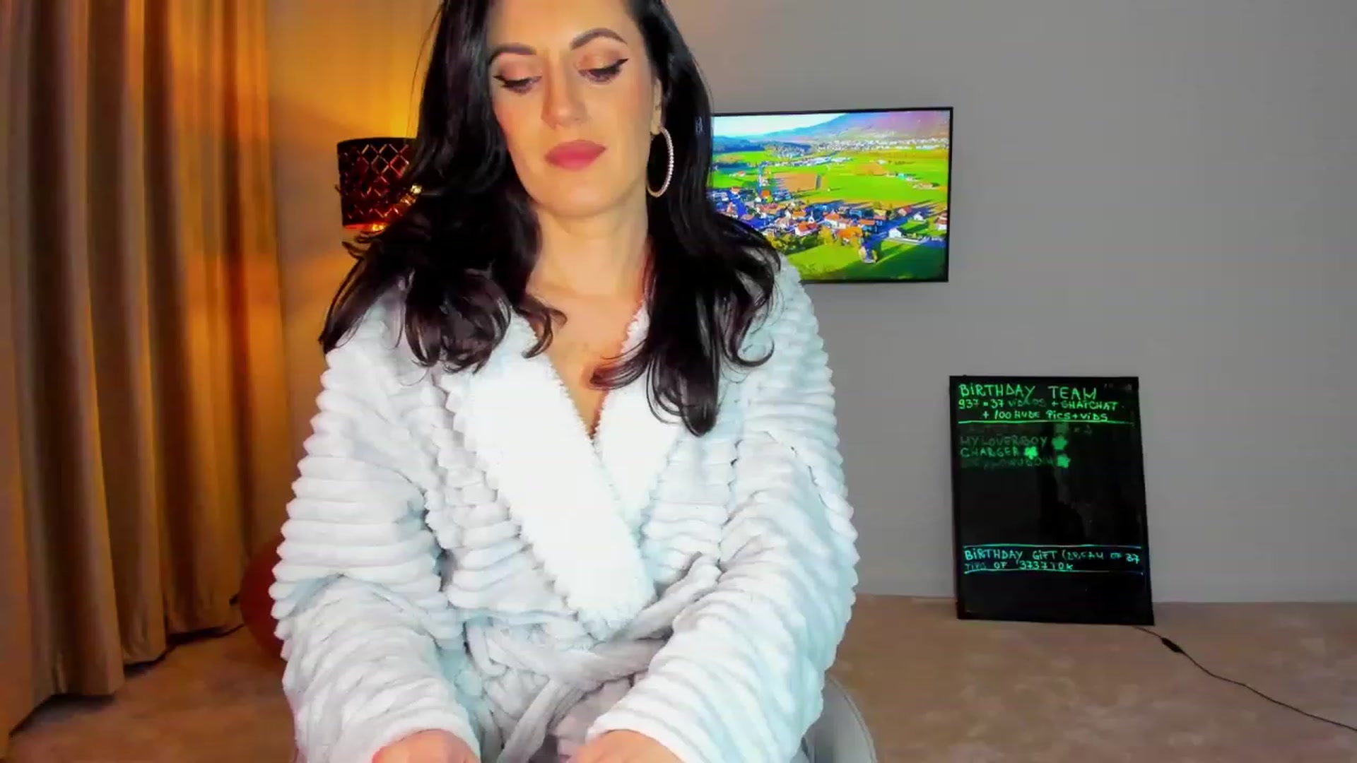 Gallery image thumbnail from BonerrrDonor's myfreecams stream on, 03/04/2023, 01:46 image 17 of 20