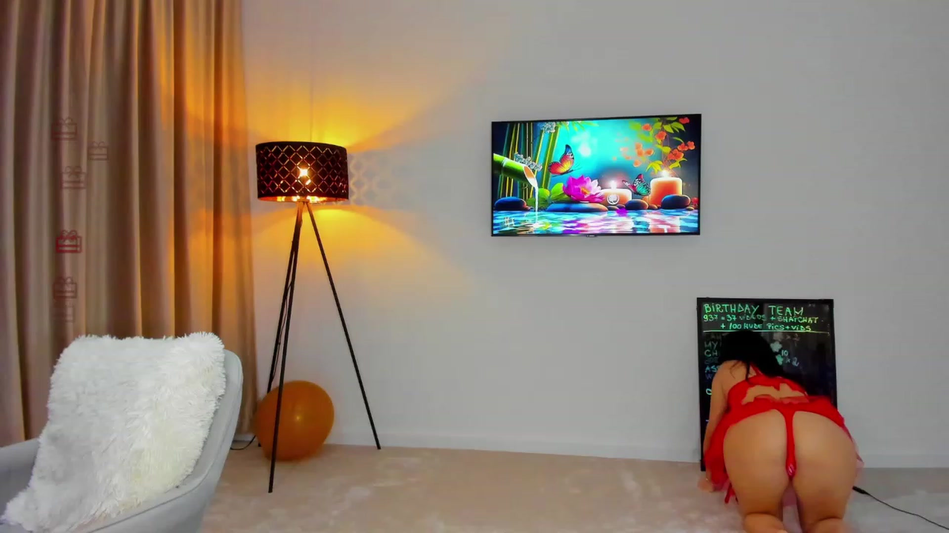 Gallery image thumbnail from BonerrrDonor's myfreecams stream on, 03/11/2023, 24:51 image 2 of 20