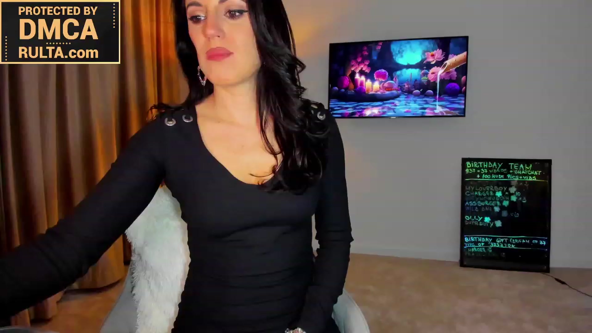 Gallery image thumbnail from BonerrrDonor's myfreecams stream on, 03/19/2023, 24:02 image 5 of 20