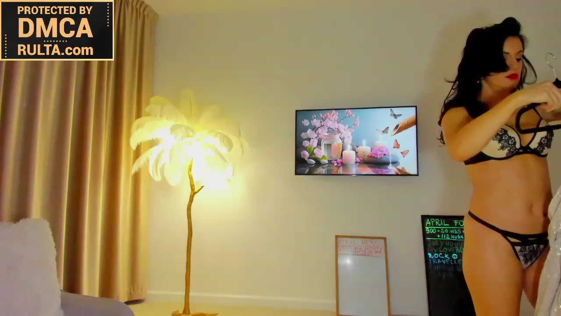 Gallery image thumbnail from BonerrrDonor's myfreecams stream on, 04/11/2023, 23:36 image 3 of 20