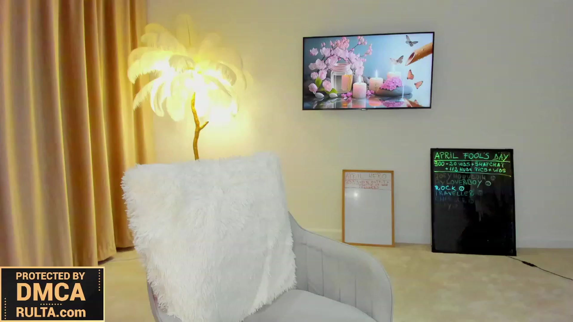 Gallery image thumbnail from BonerrrDonor's myfreecams stream on, 04/12/2023, 23:25 image 11 of 20