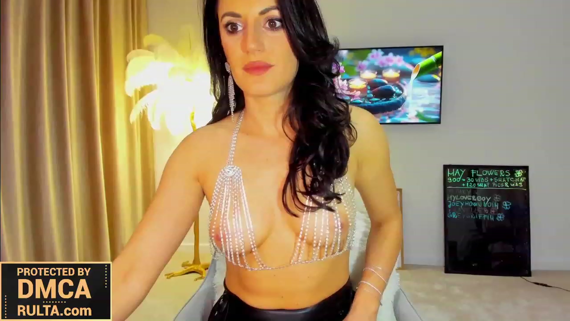 Gallery image thumbnail from BonerrrDonor's myfreecams stream on, 05/05/2023, 22:36 image 13 of 20