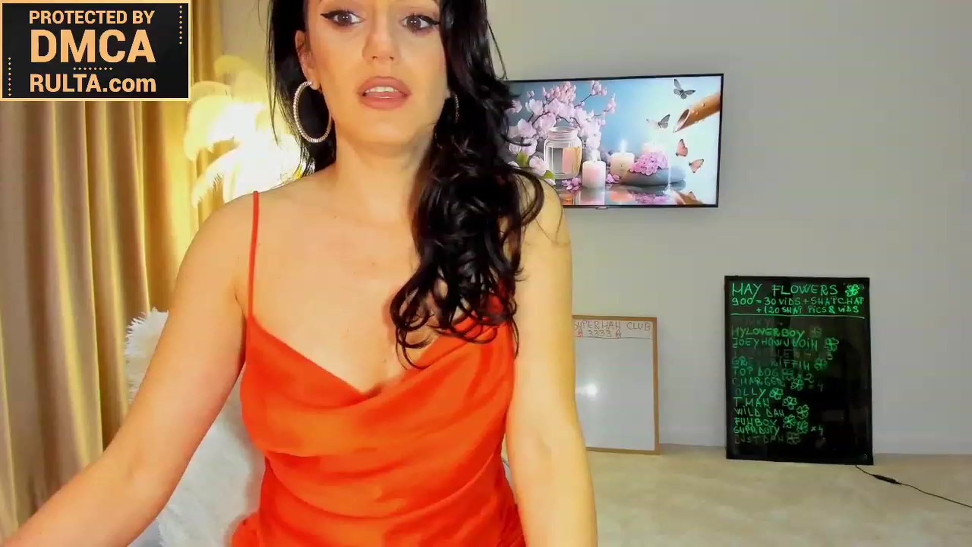 Gallery image thumbnail from BonerrrDonor's myfreecams stream on, 05/17/2023, 20:13 image 4 of 20