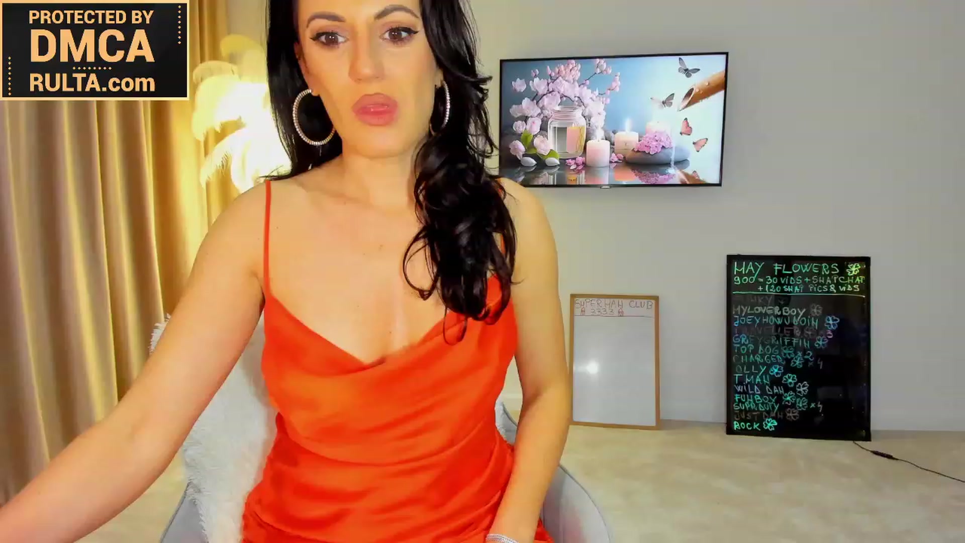 Gallery image thumbnail from BonerrrDonor's myfreecams stream on, 05/17/2023, 20:13 image 13 of 20