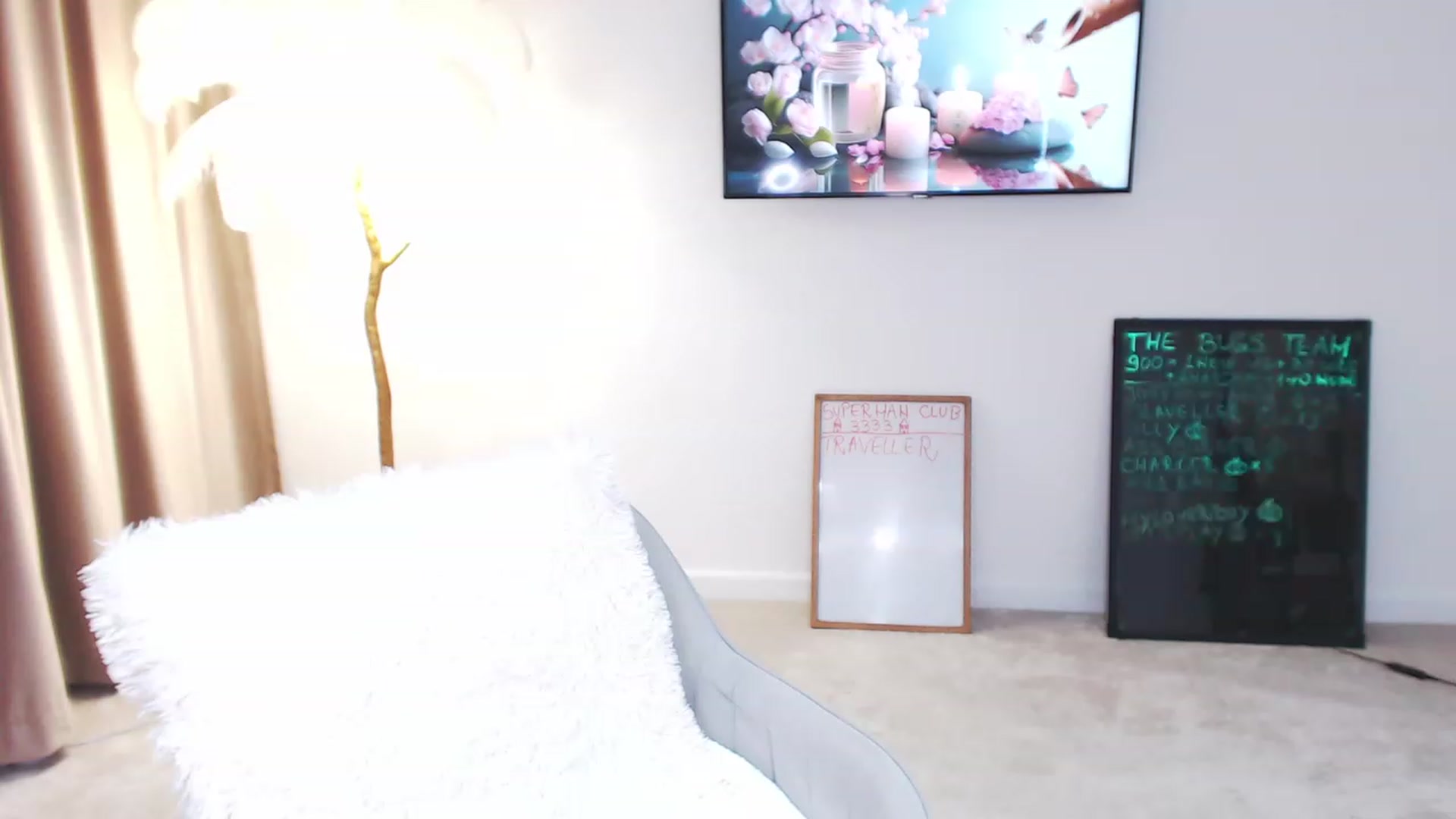 Gallery image thumbnail from BonerrrDonor's myfreecams stream on, 06/21/2023, 18:39 image 19 of 20