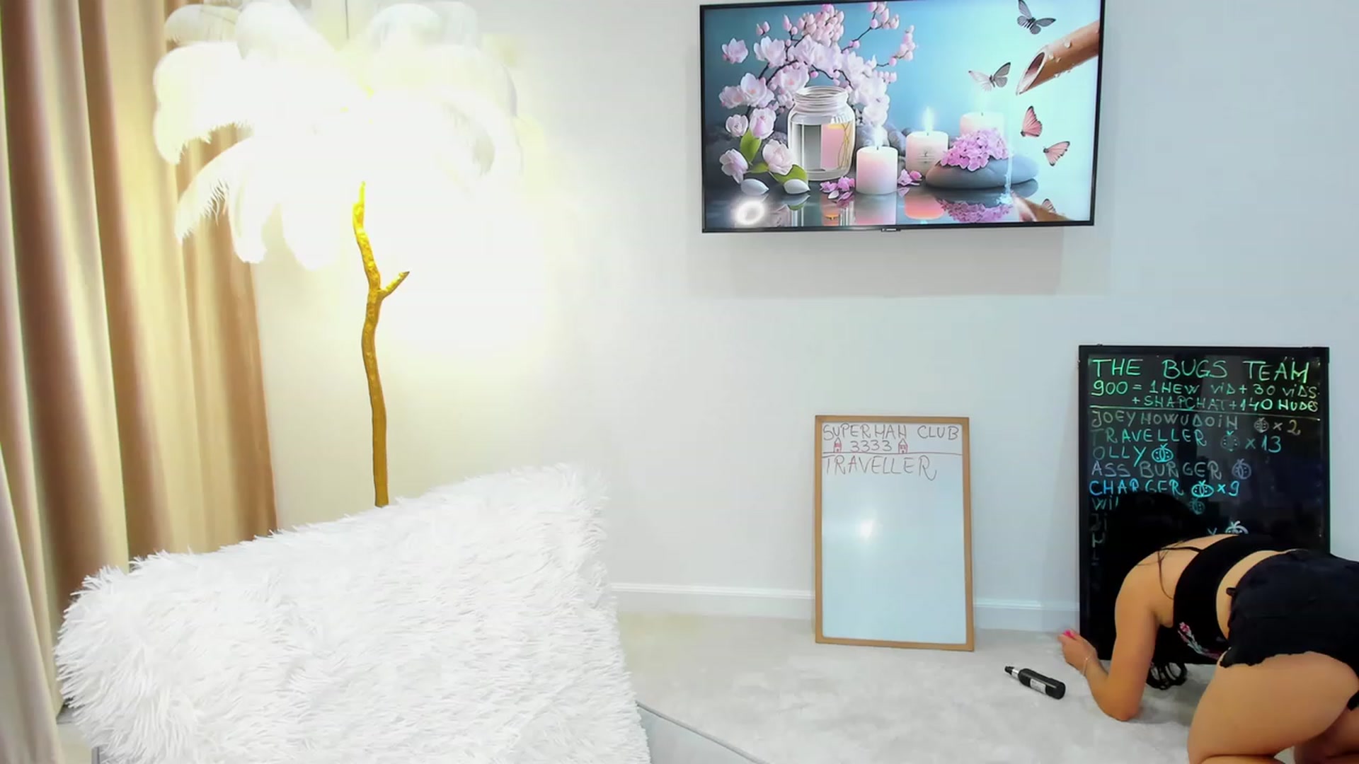 Gallery image thumbnail from BonerrrDonor's myfreecams stream on, 06/27/2023, 22:12 image 6 of 20