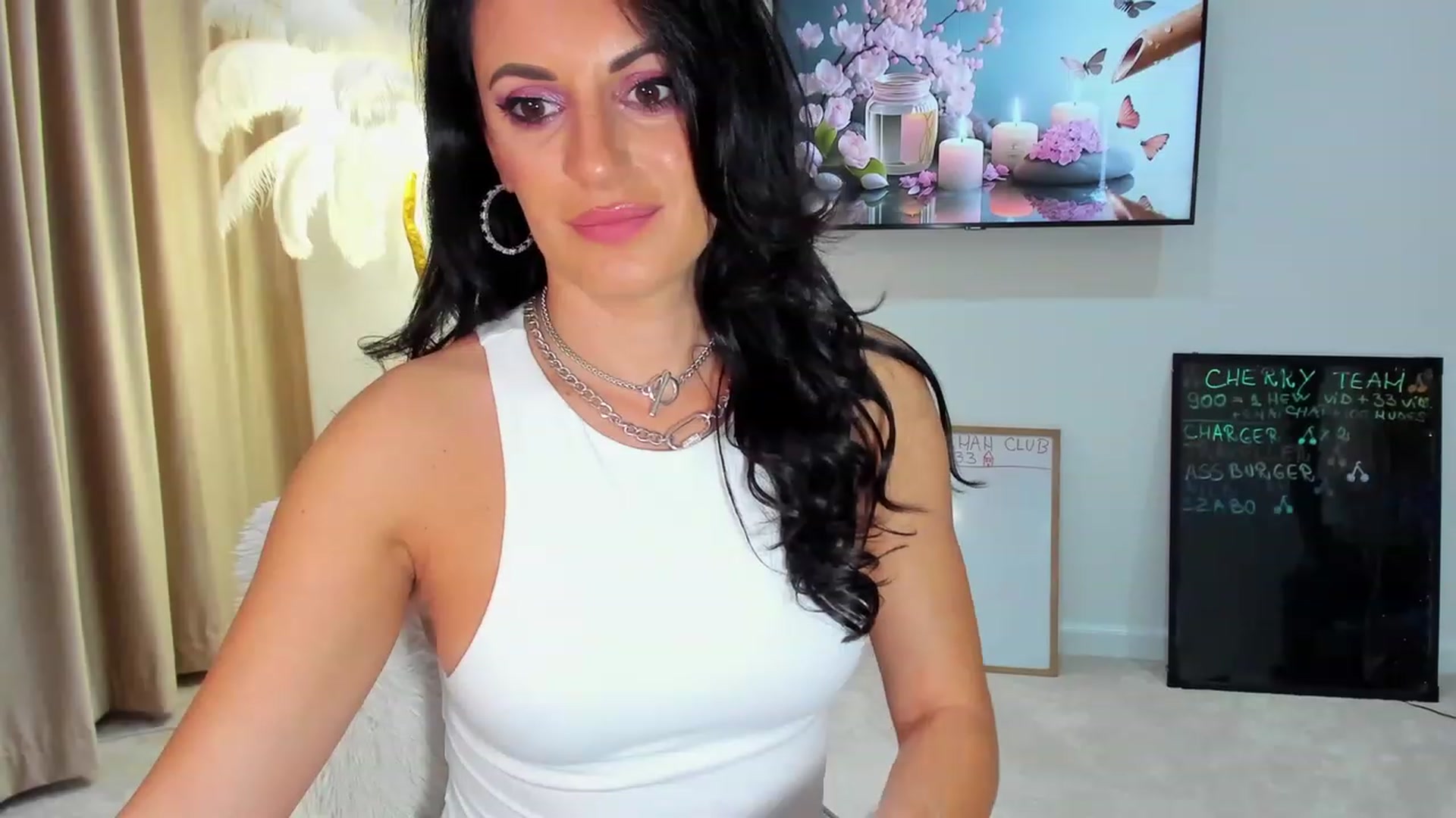 Gallery image thumbnail from BonerrrDonor's myfreecams stream on, 07/08/2023, 02:12 image 18 of 20