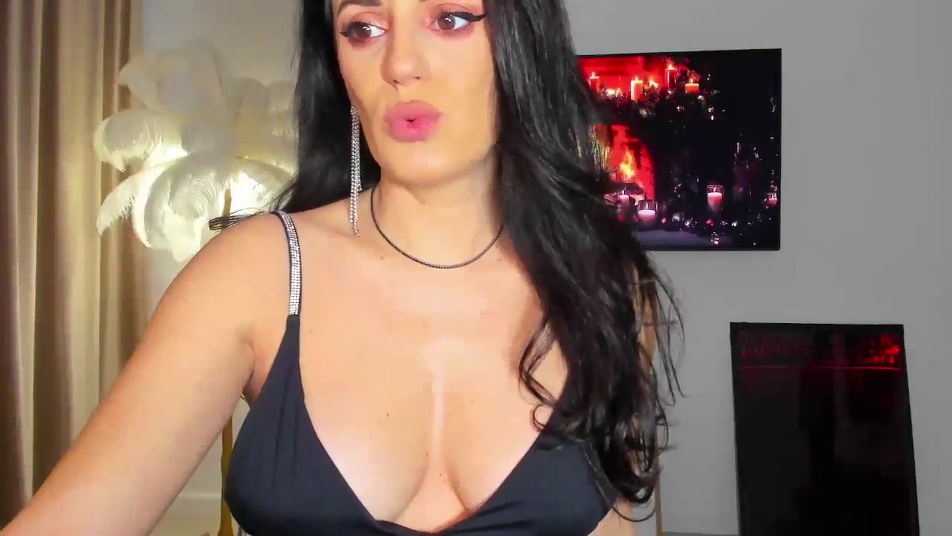 Gallery image thumbnail from BonerrrDonor's myfreecams stream on, 01/02/2024, 21:55 image 7 of 20
